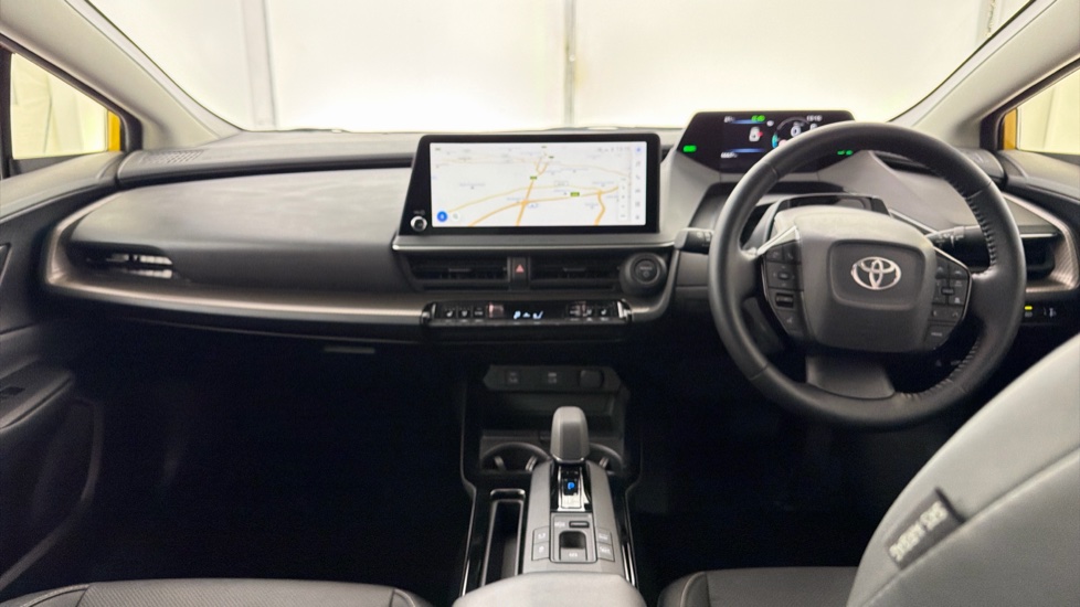 Toyota Prius 2.0 PHEV Excel 5dr CVT Hatchback - Image 6