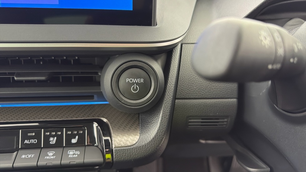 Toyota Prius 2.0 PHEV Excel 5dr CVT Hatchback - Image 16
