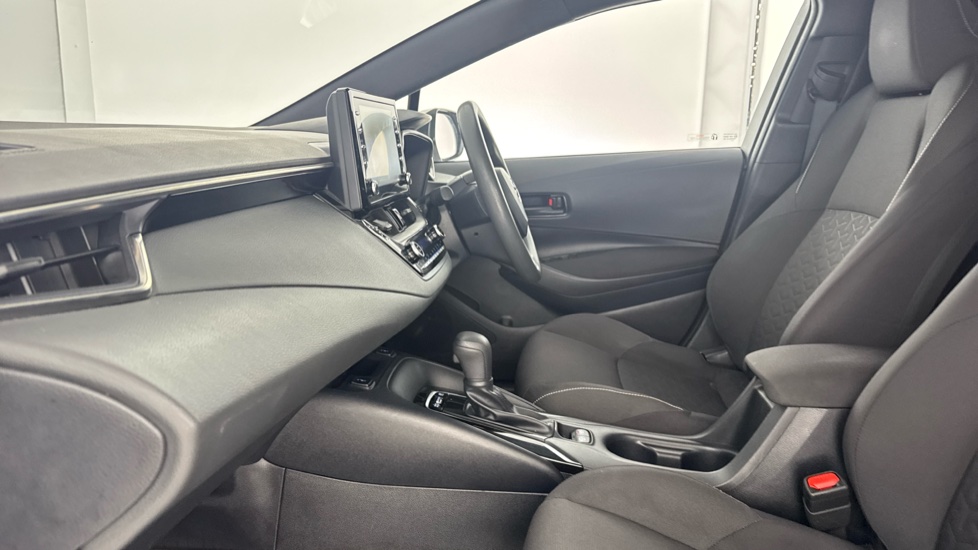 Toyota Corolla Petrol 1.8 VVT-i Hybrid Commercial Auto - Image 5