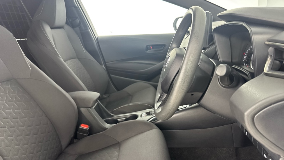 Toyota Corolla Petrol 1.8 VVT-i Hybrid Commercial Auto - Image 12