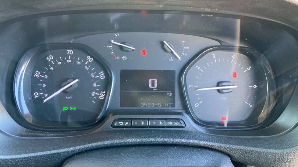 Toyota Proace City L2 Diesel 1.5D 100 Icon Van [6 Speed] - Image 11