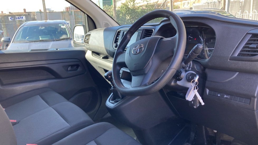 Toyota Proace City L2 Diesel 1.5D 100 Icon Van [6 Speed] - Image 12