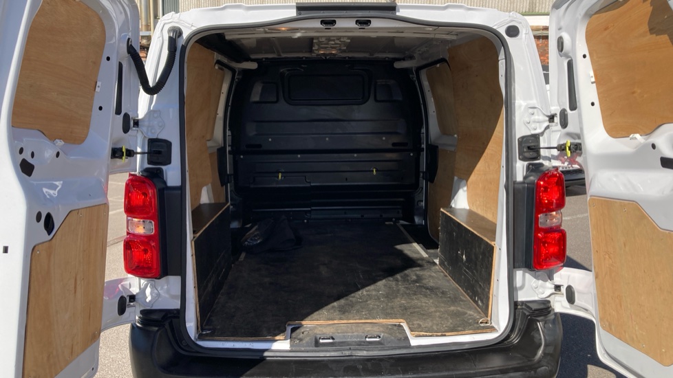 Toyota Proace City L2 Diesel 1.5D 100 Icon Van [6 Speed] - Image 13