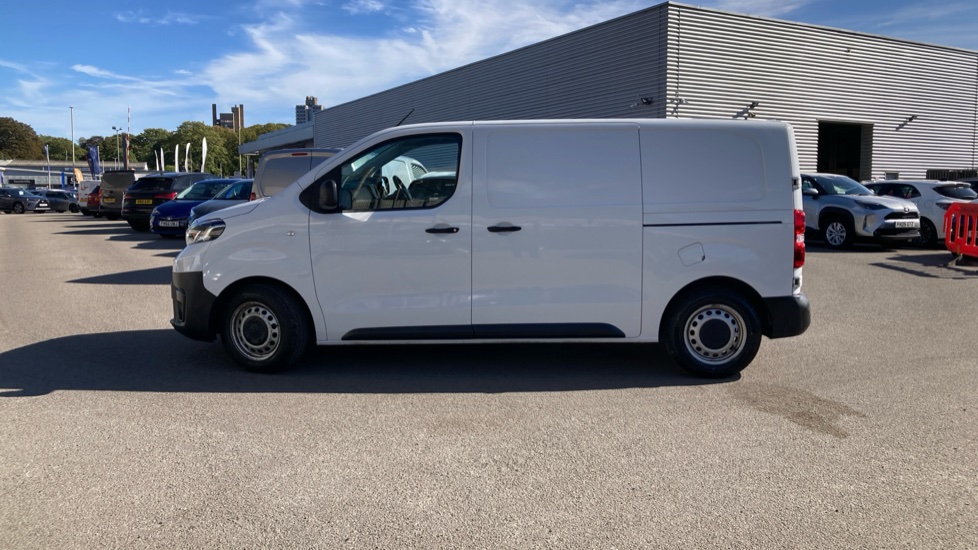 Toyota Proace City L2 Diesel 1.5D 100 Icon Van [6 Speed] - Image 24