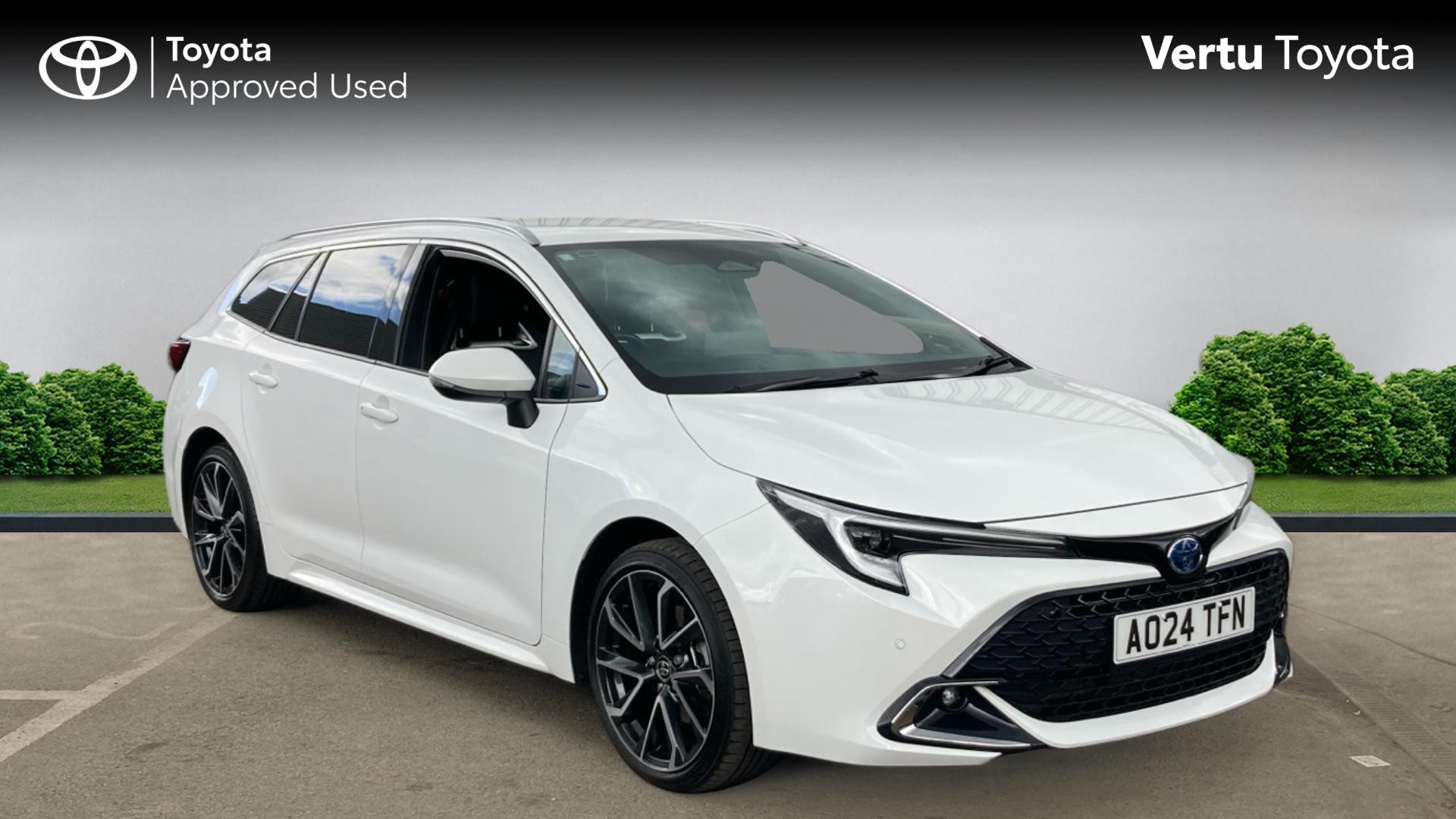 Toyota Corolla listing photo