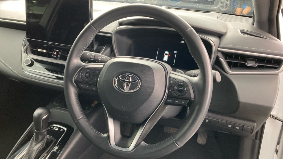 Toyota Corolla 2.0 VVT-i Hybrid Excel 5dr CVT Hybrid Estate - Image 10