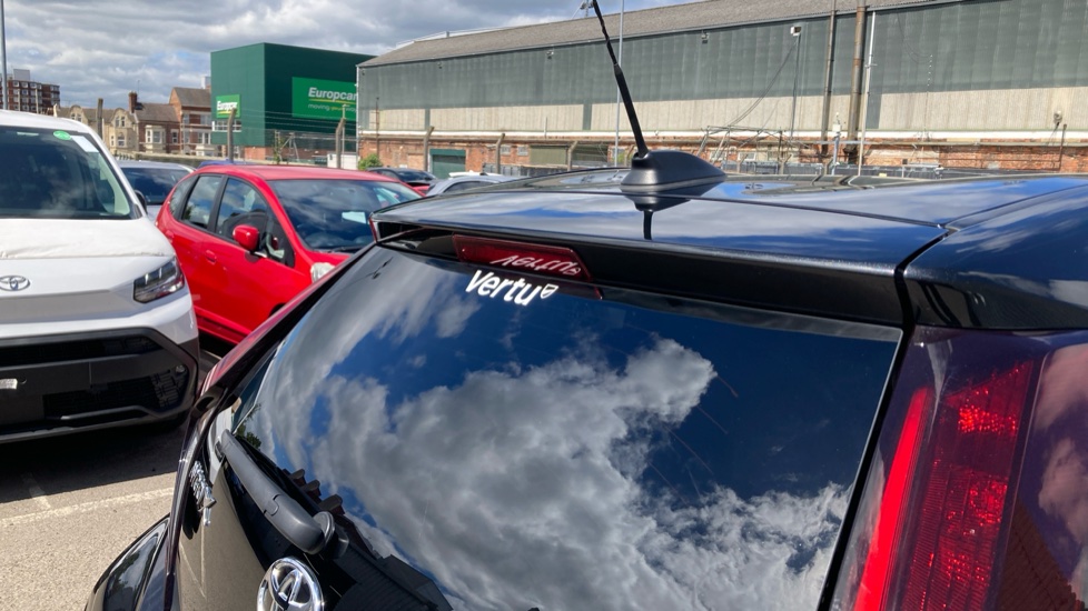 Toyota Aygo X 1.0 VVT-i Edge 5dr Petrol Hatchback - Image 40