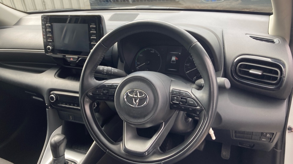 Toyota Yaris 1.5 Hybrid Icon 5dr CVT Hybrid Hatchback - Image 7