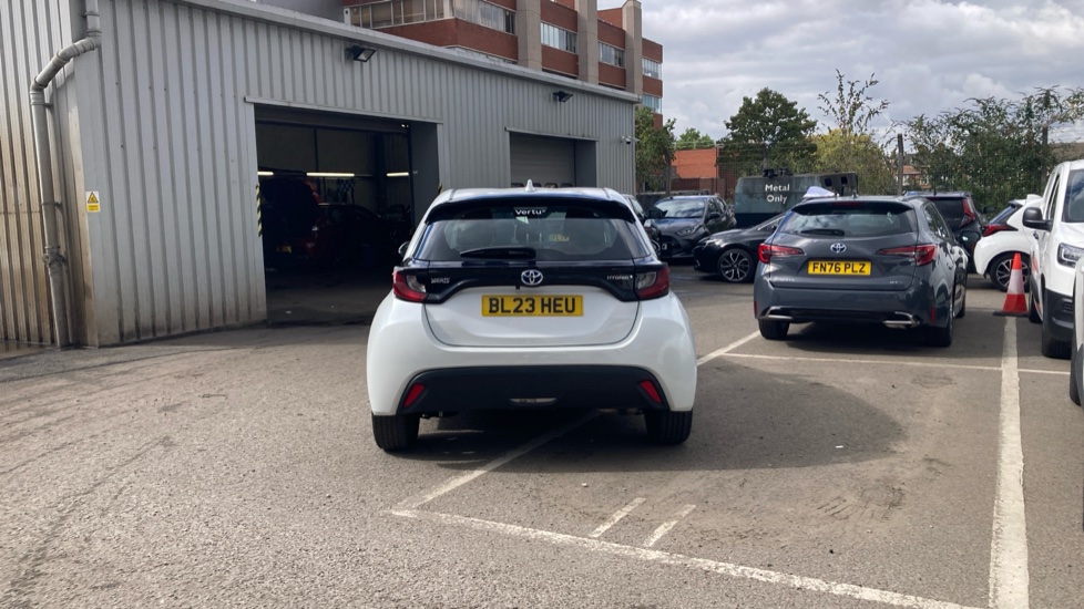 Toyota Yaris 1.5 Hybrid Icon 5dr CVT Hybrid Hatchback - Image 26