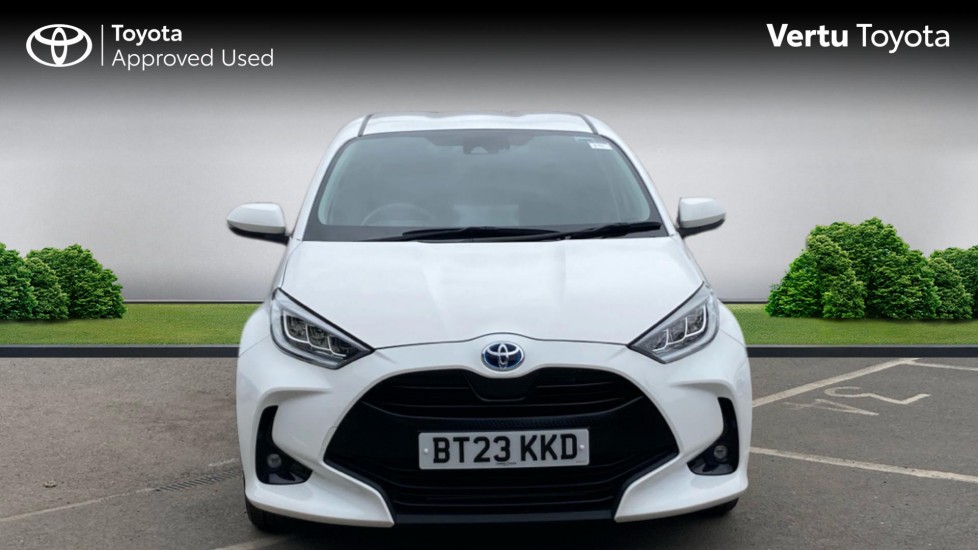 Toyota Yaris 1.5 Hybrid Design 5dr CVT Hybrid Hatchback - Image 22