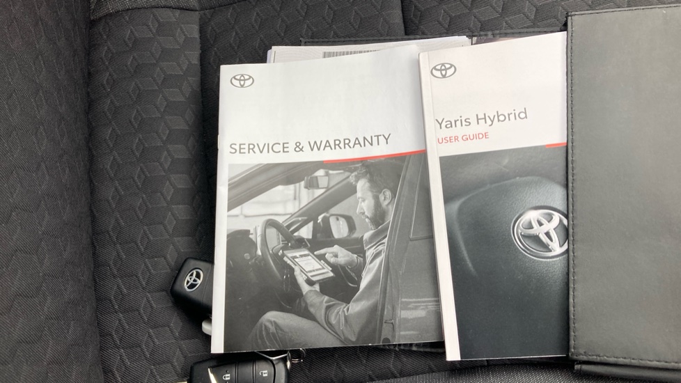 Toyota Yaris 1.5 Hybrid Design 5dr CVT Hybrid Hatchback - Image 27