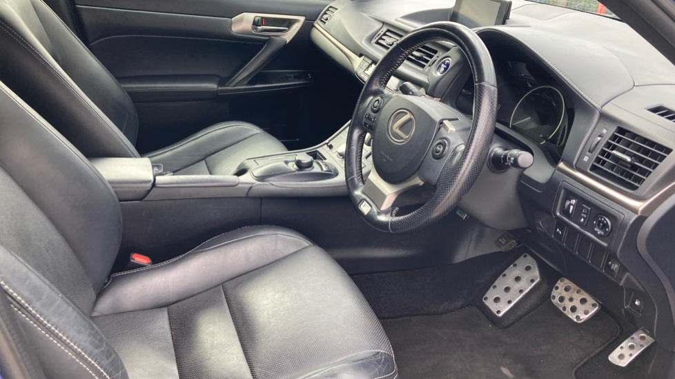 Lexus CT 200h 1.8 F-Sport 5dr CVT Auto Hybrid Hatchback - Image 12