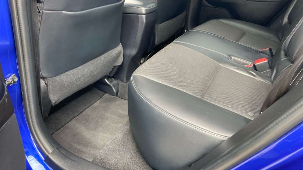Lexus CT 200h 1.8 F-Sport 5dr CVT Auto Hybrid Hatchback - Image 15