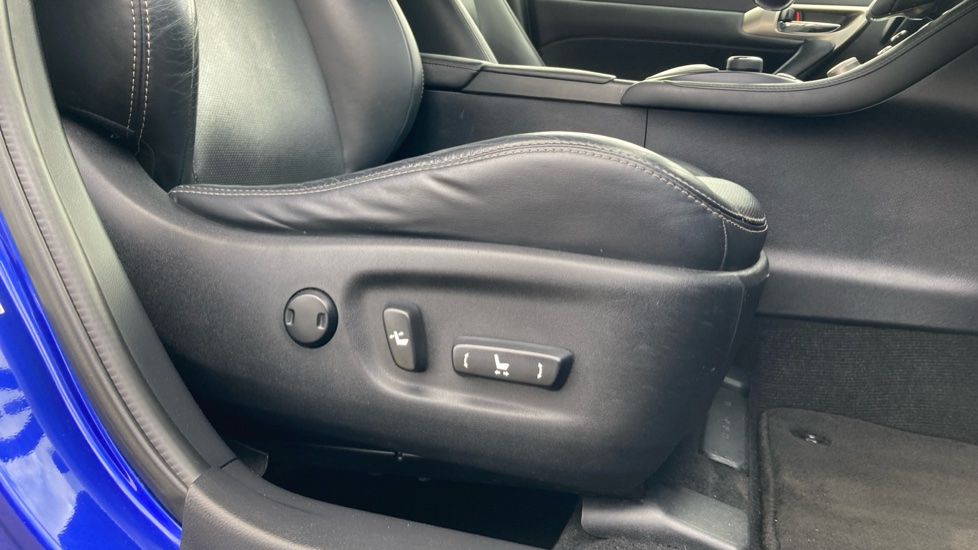 Lexus CT 200h 1.8 F-Sport 5dr CVT Auto Hybrid Hatchback - Image 17
