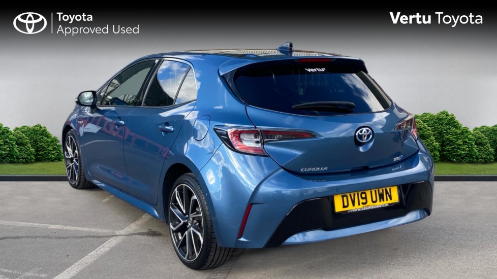 Toyota Corolla 1.8 VVT-i Hybrid Excel 5dr CVT Hybrid Hatchback - Image 4