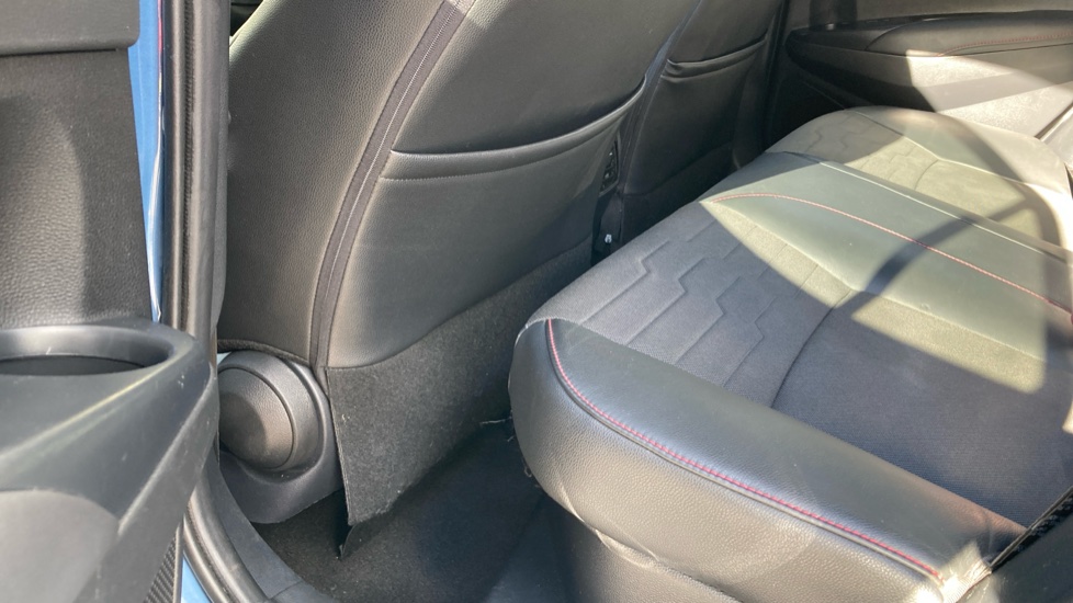 Toyota Corolla 1.8 VVT-i Hybrid Excel 5dr CVT Hybrid Hatchback - Image 15