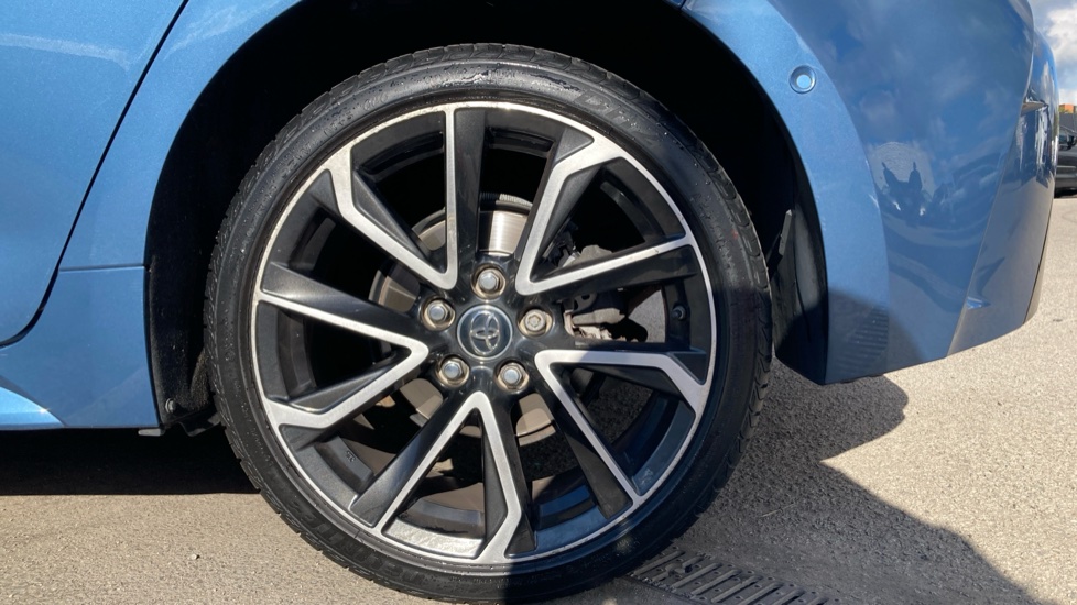 Toyota Corolla 1.8 VVT-i Hybrid Excel 5dr CVT Hybrid Hatchback - Image 25