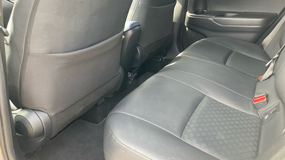Toyota C-HR 1.8 Hybrid Dynamic 5dr CVT Hybrid Hatchback - Image 15
