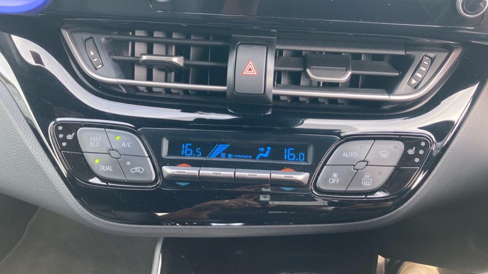 Toyota C-HR 1.8 Hybrid Dynamic 5dr CVT Hybrid Hatchback - Image 34