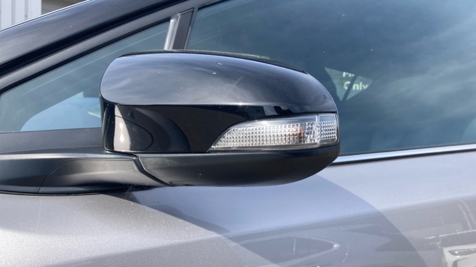 Toyota C-HR 1.8 Hybrid Dynamic 5dr CVT Hybrid Hatchback - Image 49