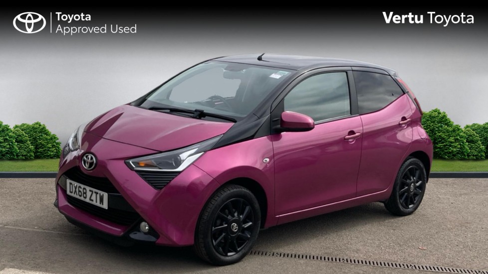 Toyota Aygo 1.0 VVT-i X-Cite 5 5dr Petrol Hatchback - Image 3