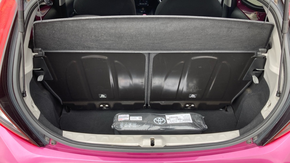 Toyota Aygo 1.0 VVT-i X-Cite 5 5dr Petrol Hatchback - Image 13