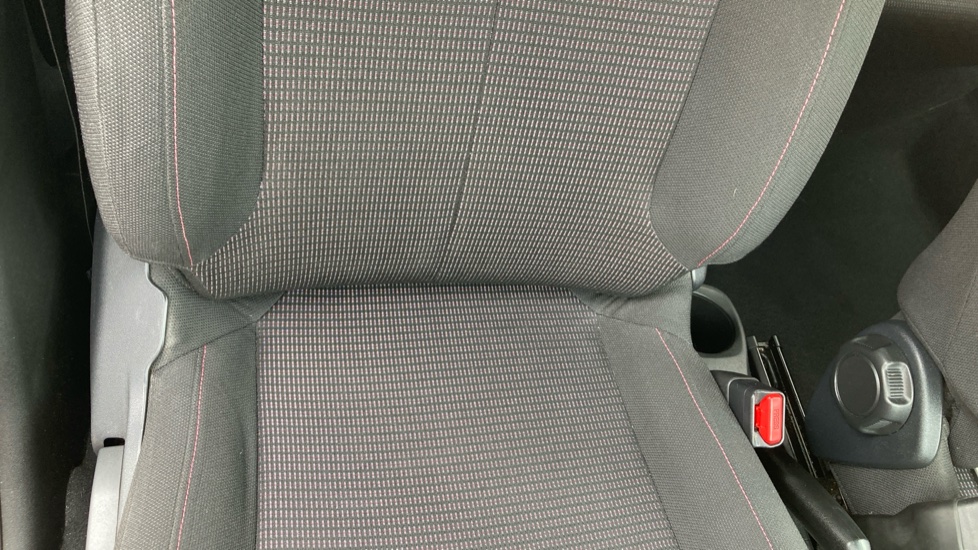 Toyota Aygo 1.0 VVT-i X-Cite 5 5dr Petrol Hatchback - Image 14