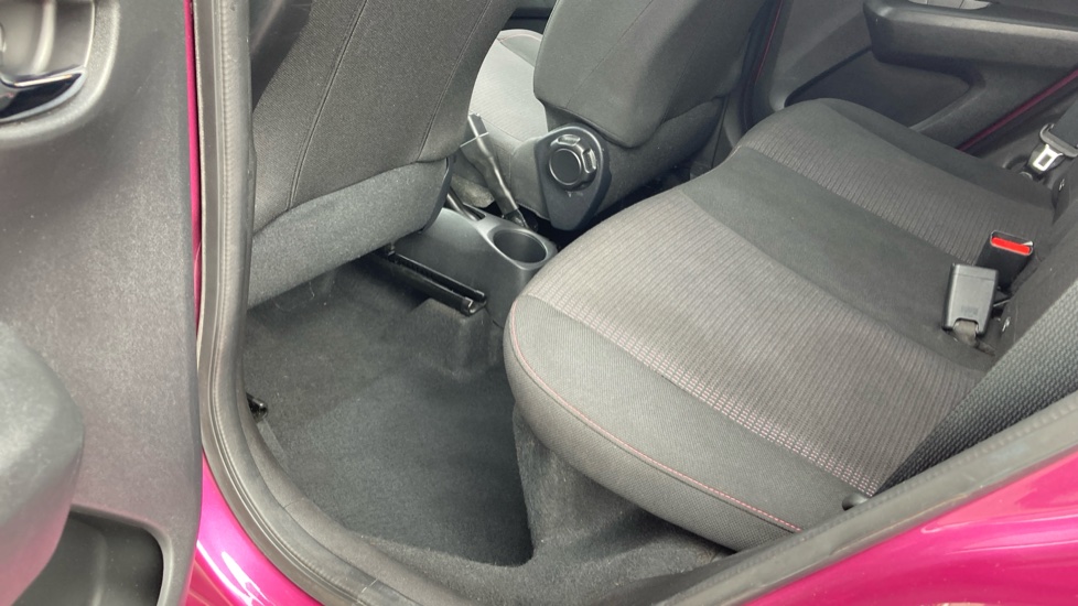 Toyota Aygo 1.0 VVT-i X-Cite 5 5dr Petrol Hatchback - Image 15