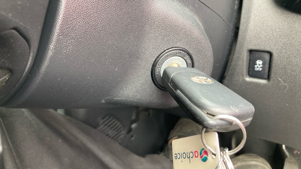 Toyota Aygo 1.0 VVT-i X-Cite 5 5dr Petrol Hatchback - Image 16