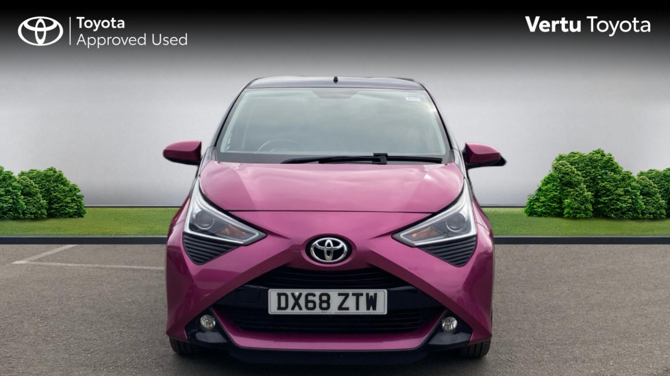 Toyota Aygo 1.0 VVT-i X-Cite 5 5dr Petrol Hatchback - Image 22