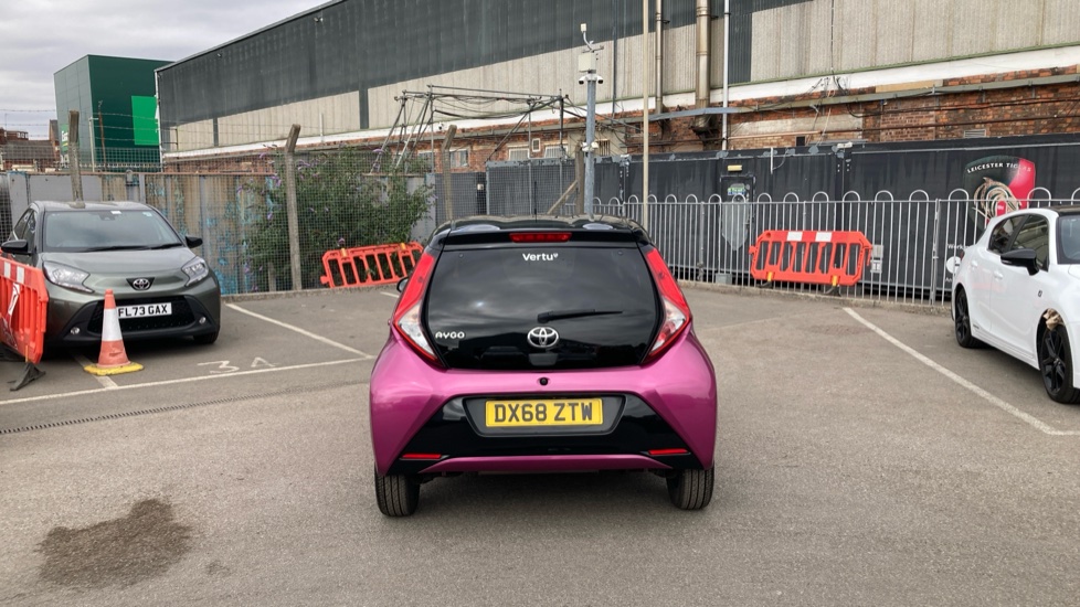 Toyota Aygo 1.0 VVT-i X-Cite 5 5dr Petrol Hatchback - Image 26