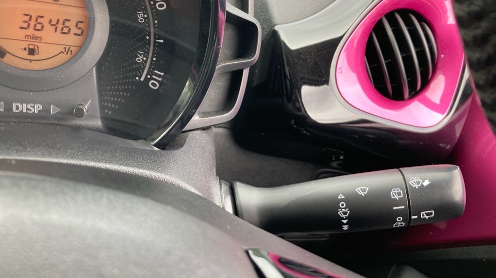 Toyota Aygo 1.0 VVT-i X-Cite 5 5dr Petrol Hatchback - Image 33