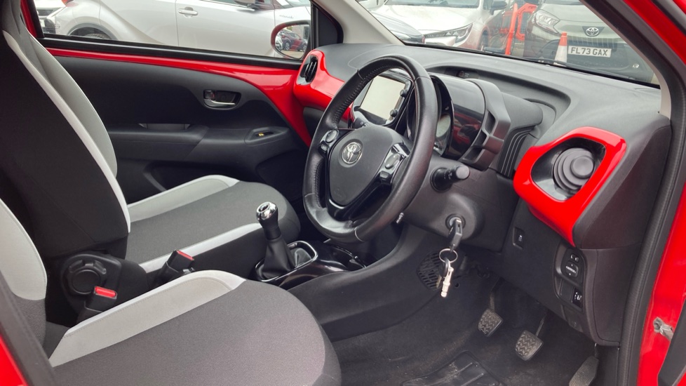 Toyota Aygo 1.0 VVT-i X-Style 5dr Petrol Hatchback - Image 5