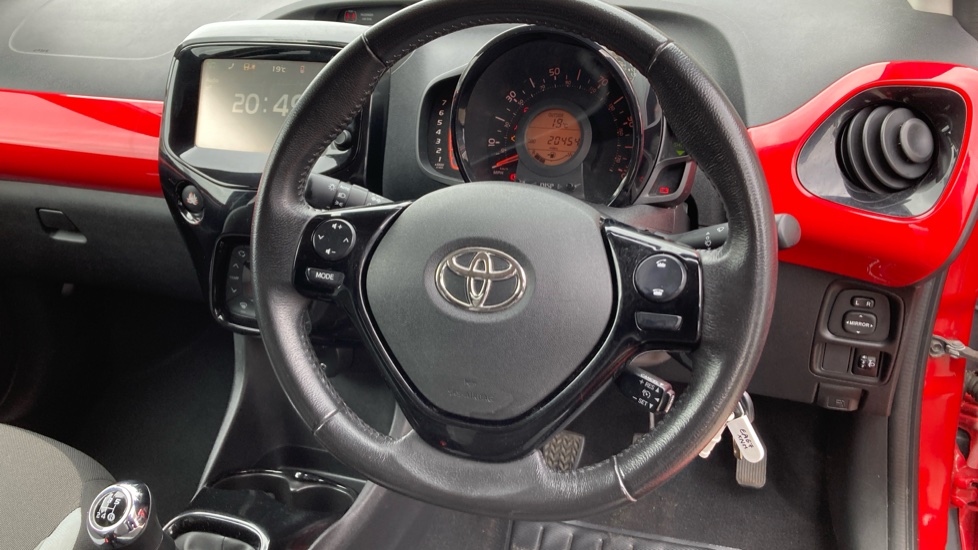 Toyota Aygo 1.0 VVT-i X-Style 5dr Petrol Hatchback - Image 10