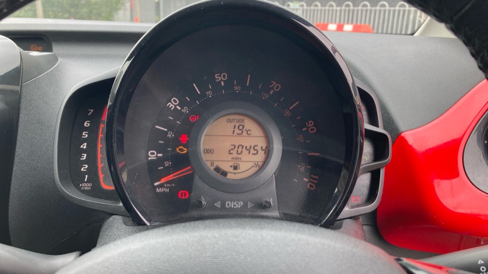 Toyota Aygo 1.0 VVT-i X-Style 5dr Petrol Hatchback - Image 11