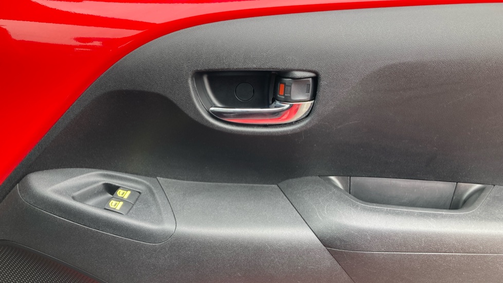 Toyota Aygo 1.0 VVT-i X-Style 5dr Petrol Hatchback - Image 30