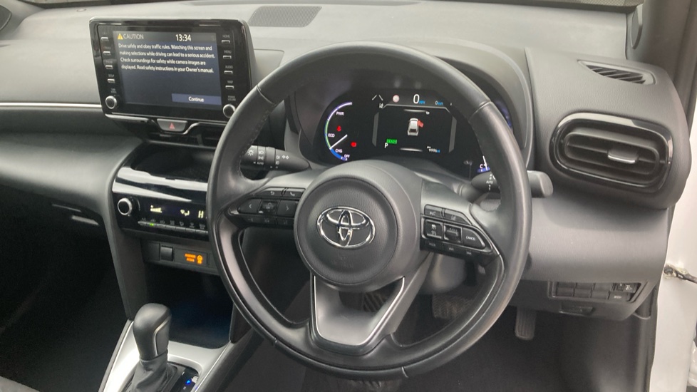 Toyota Yaris Cross 1.5 Hybrid Design 5dr CVT Hybrid Estate - Image 7