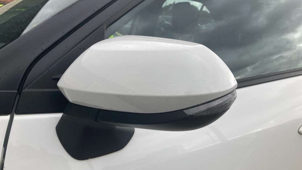 Toyota Yaris Cross 1.5 Hybrid Design 5dr CVT Hybrid Estate - Image 48