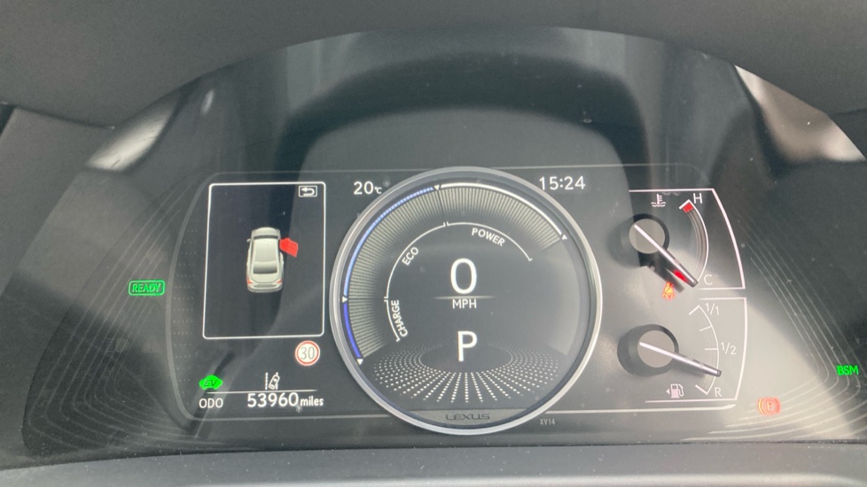 Lexus ES 300h 2.5 4dr CVT Premium Edition Hybrid Saloon - Image 11
