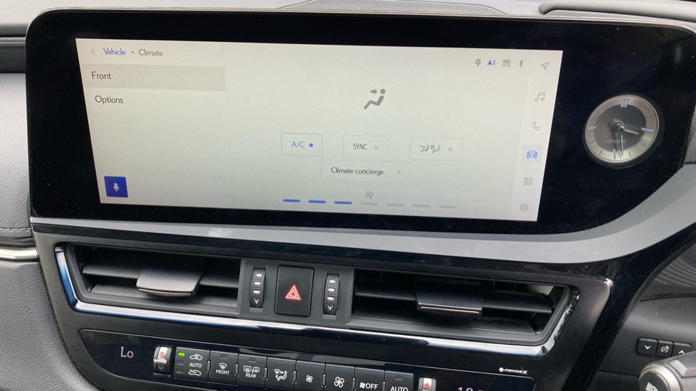 Lexus ES 300h 2.5 4dr CVT Premium Edition Hybrid Saloon - Image 45