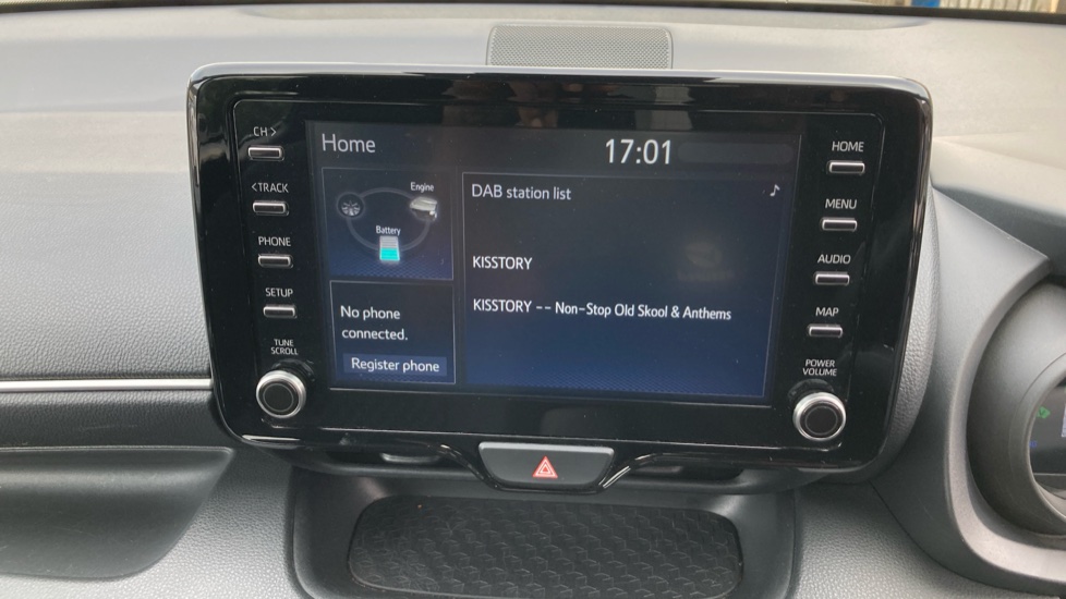 Toyota Yaris 1.5 Hybrid Design 5dr CVT Hybrid Hatchback - Image 9