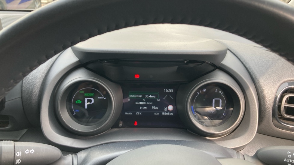 Toyota Yaris 1.5 Hybrid Design 5dr CVT Hybrid Hatchback - Image 11