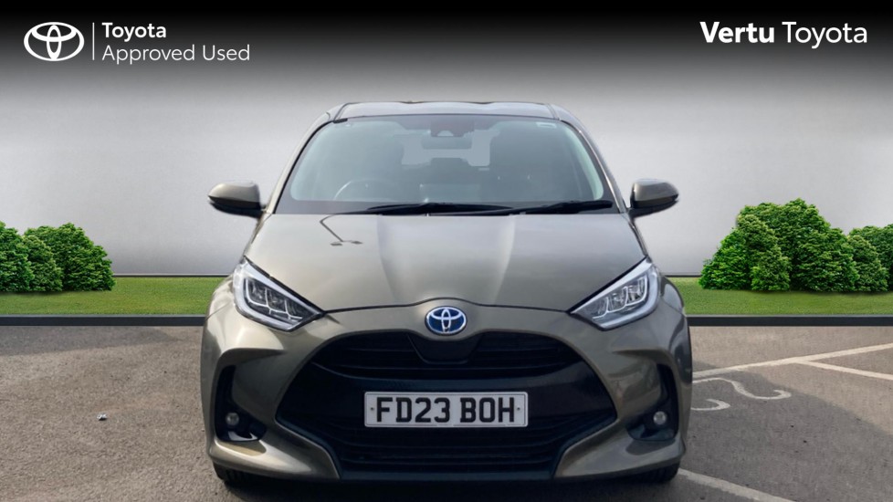 Toyota Yaris 1.5 Hybrid Design 5dr CVT Hybrid Hatchback - Image 22