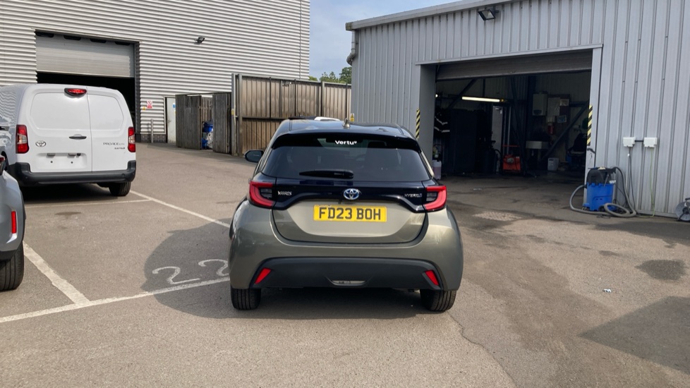 Toyota Yaris 1.5 Hybrid Design 5dr CVT Hybrid Hatchback - Image 26