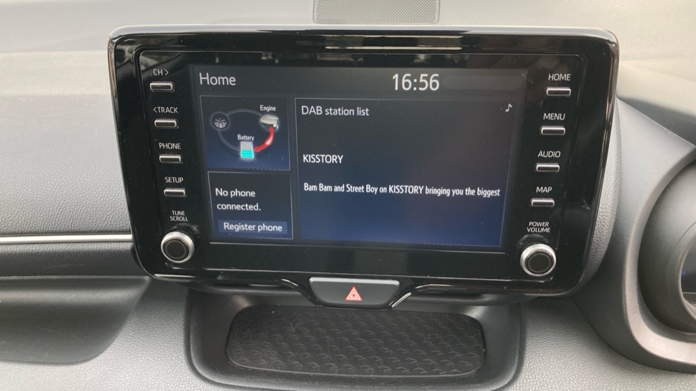 Toyota Yaris 1.5 Hybrid Design 5dr CVT Hybrid Hatchback - Image 42