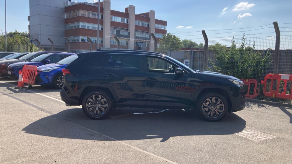 Toyota RAV4 2.5 VVT-i Hybrid Design 5dr CVT 2WD Hybrid Estate - Image 23