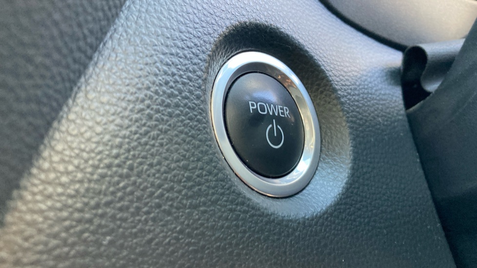 Toyota Corolla 2.0 Hybrid Design 5dr CVT Hybrid Hatchback - Image 16