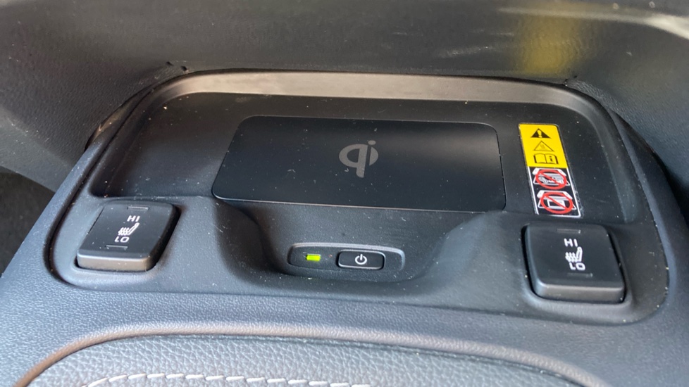 Toyota Corolla 2.0 Hybrid Design 5dr CVT Hybrid Hatchback - Image 32