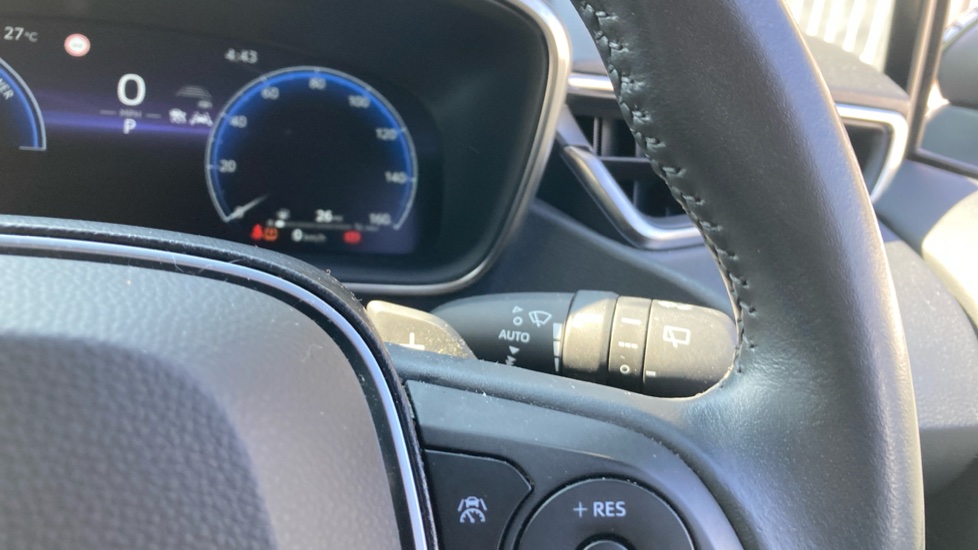 Toyota Corolla 2.0 Hybrid Design 5dr CVT Hybrid Hatchback - Image 34