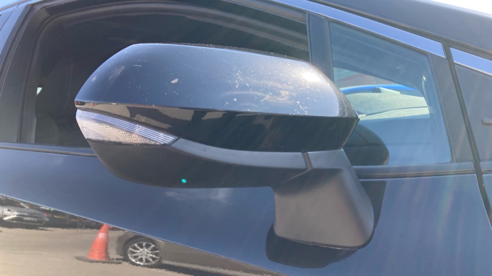 Toyota Corolla 2.0 Hybrid Design 5dr CVT Hybrid Hatchback - Image 49